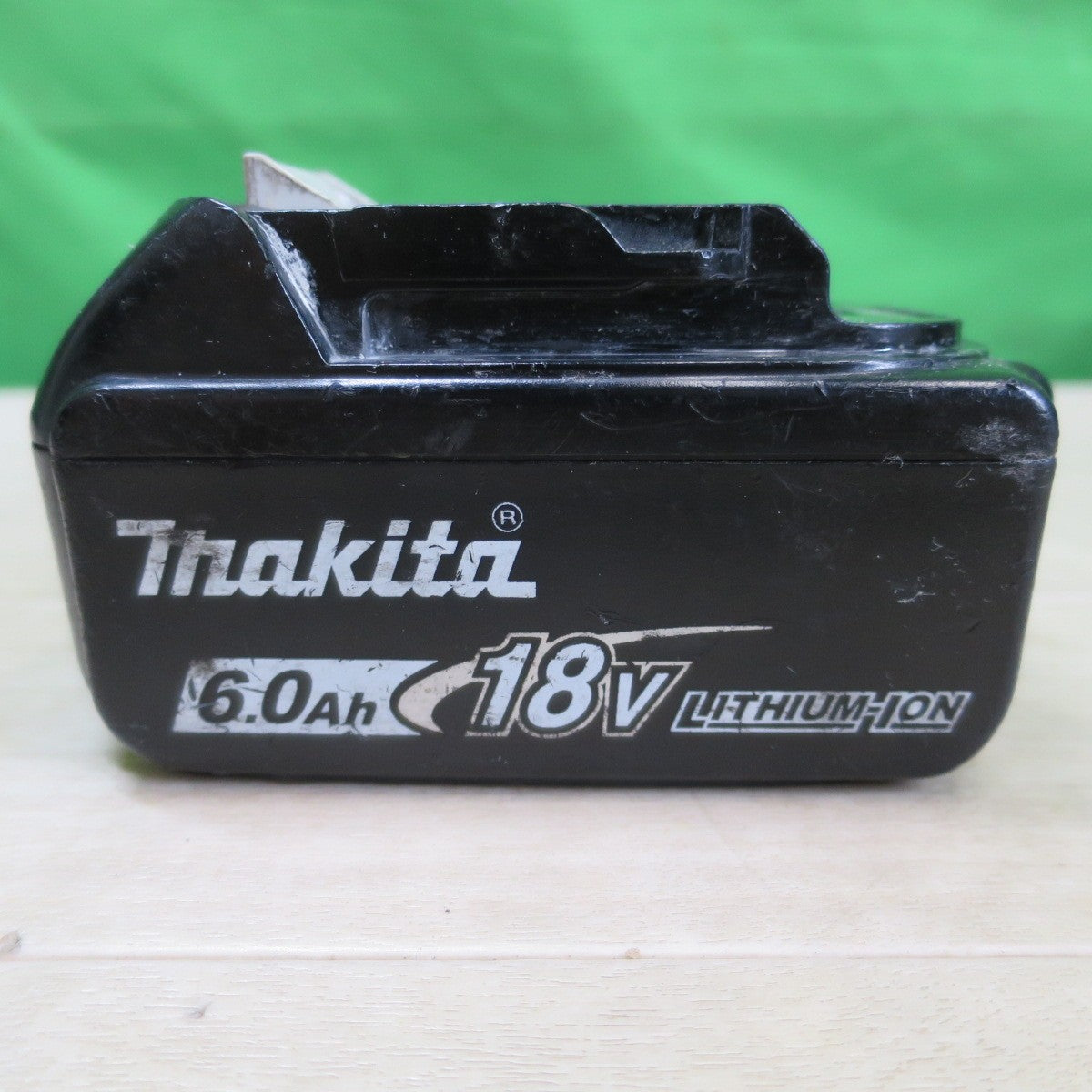 ☆マキタ 充電式 マルチ ツール TM52D 電動 工具 切断 削り取り 研削 コードレス 18V makita☆