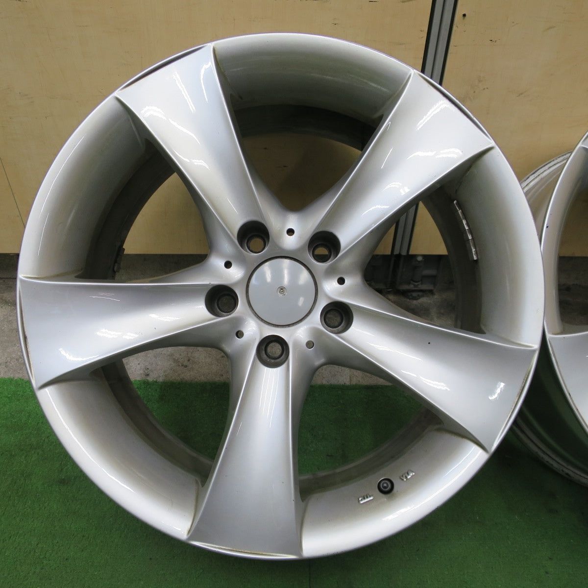 4本価格★BMW 等 AGA Bayern 18インチ ホイール 18×8J PCD120/5H★6052601NGホ