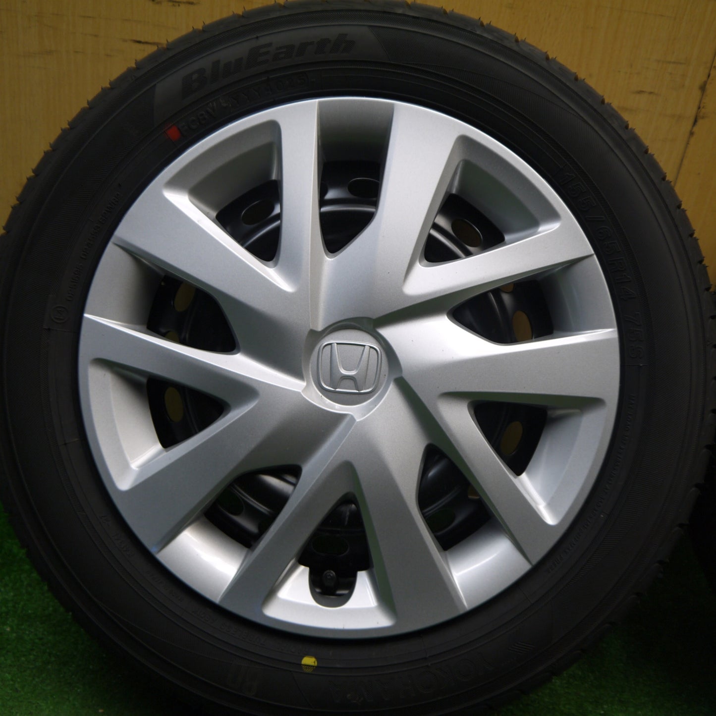 新車外し！25年★ホンダ JF5 N-BOX 純正 スチール 155/65R14 ヨコハマ ブルーアース 14インチ PCD100/4H★6020903Hノ