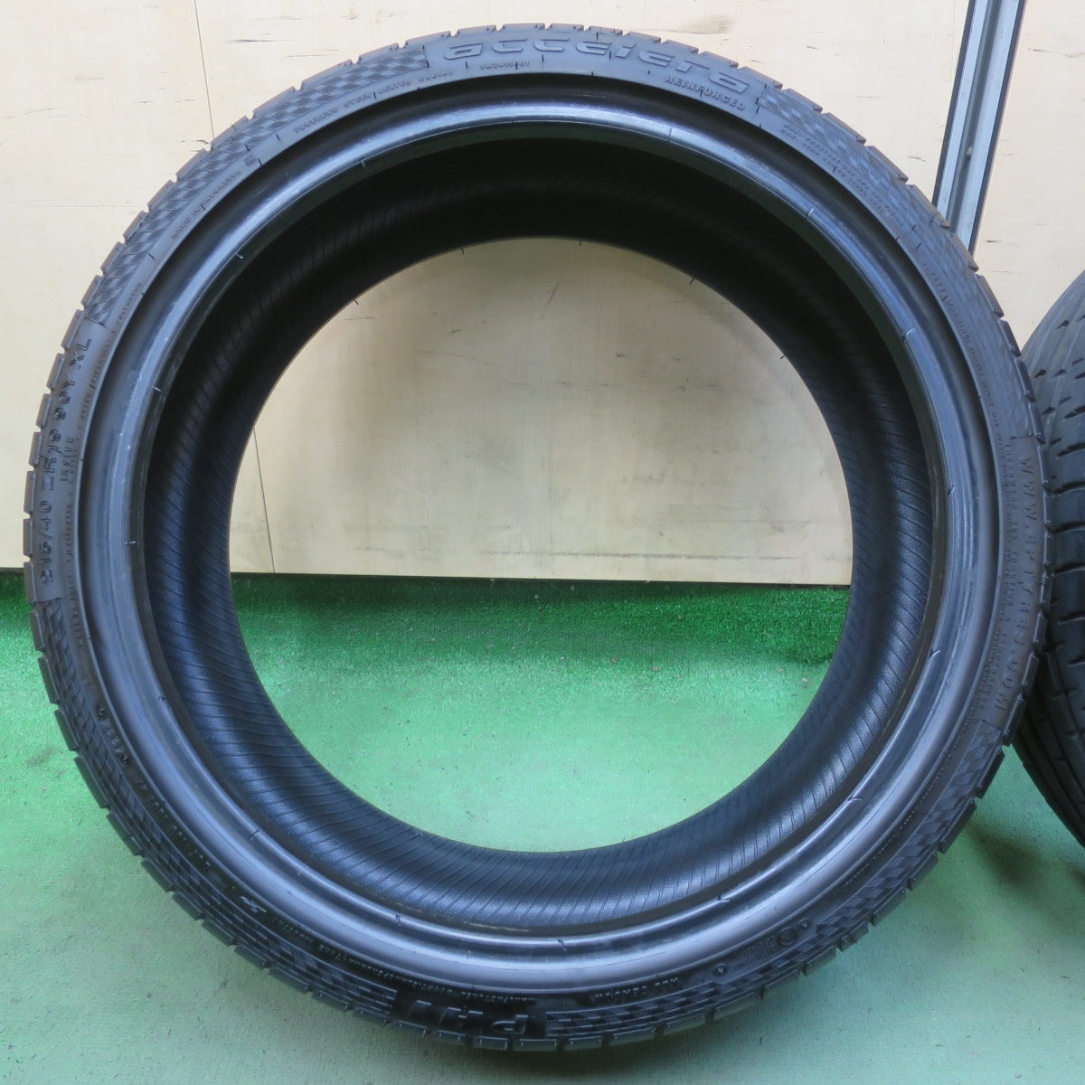 バリ溝！24年！8.5分★215/40R19 アクセレラ PHI Accelera オールシーズン タイヤ 19インチ プリウス レクサス CT インプレッサ 86 BRZ 等★6052913イノタ