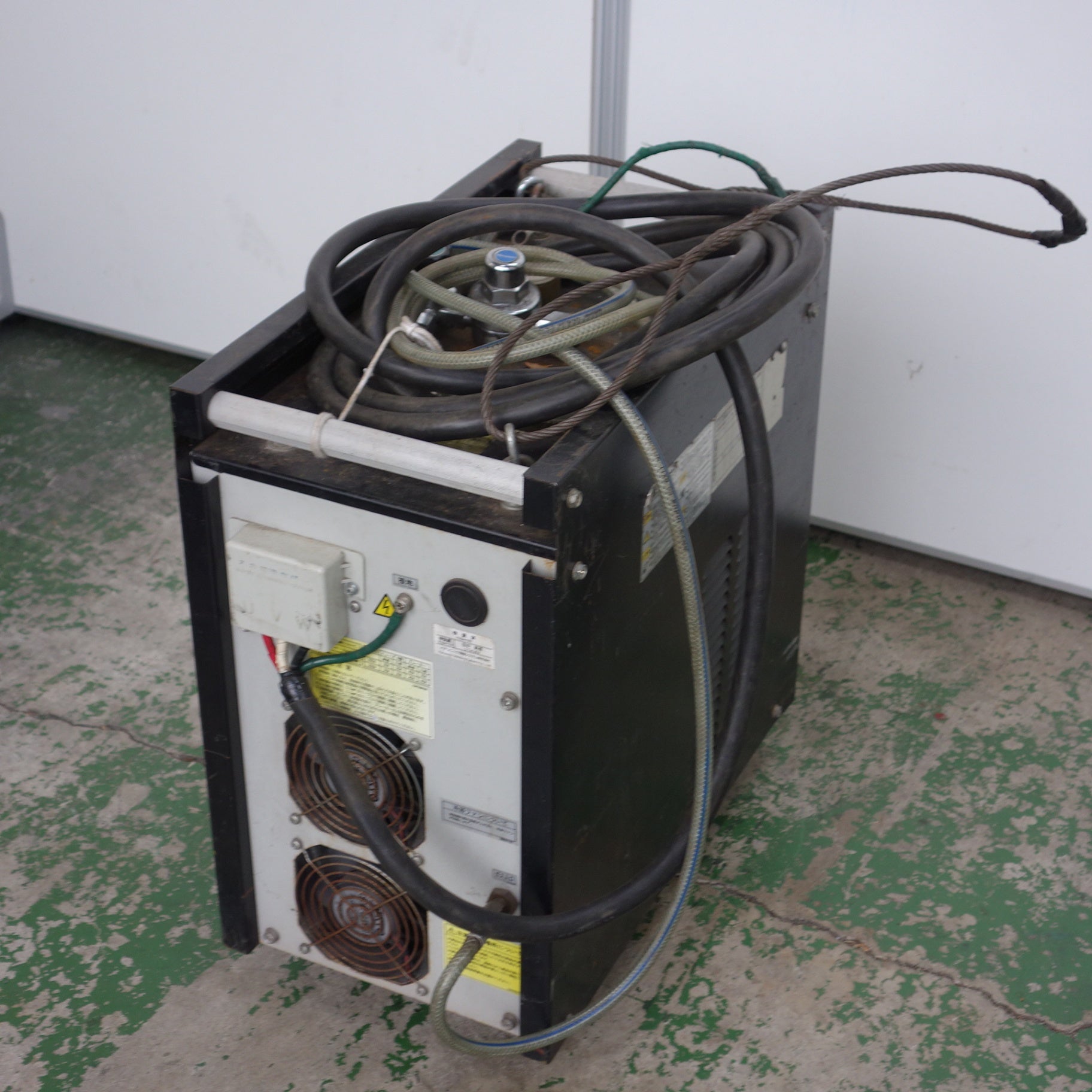 【引取限定】パナソニック Panasonic YC-300TR6 インバーター制御 直流TIG溶接機 中古品 200V【下関店】 引取限定】パナソニック Panasonic YC-300TR6 インバーター制御 直流