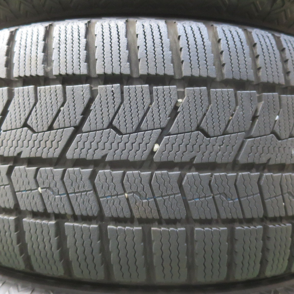 バリ溝！9.5分★BMW MINI 等 IRVINE F01 225/55R17 スタッドレス トーヨー オブザーブ GIZ2 アーヴィン 17インチ PCD112/5H★6012803イス