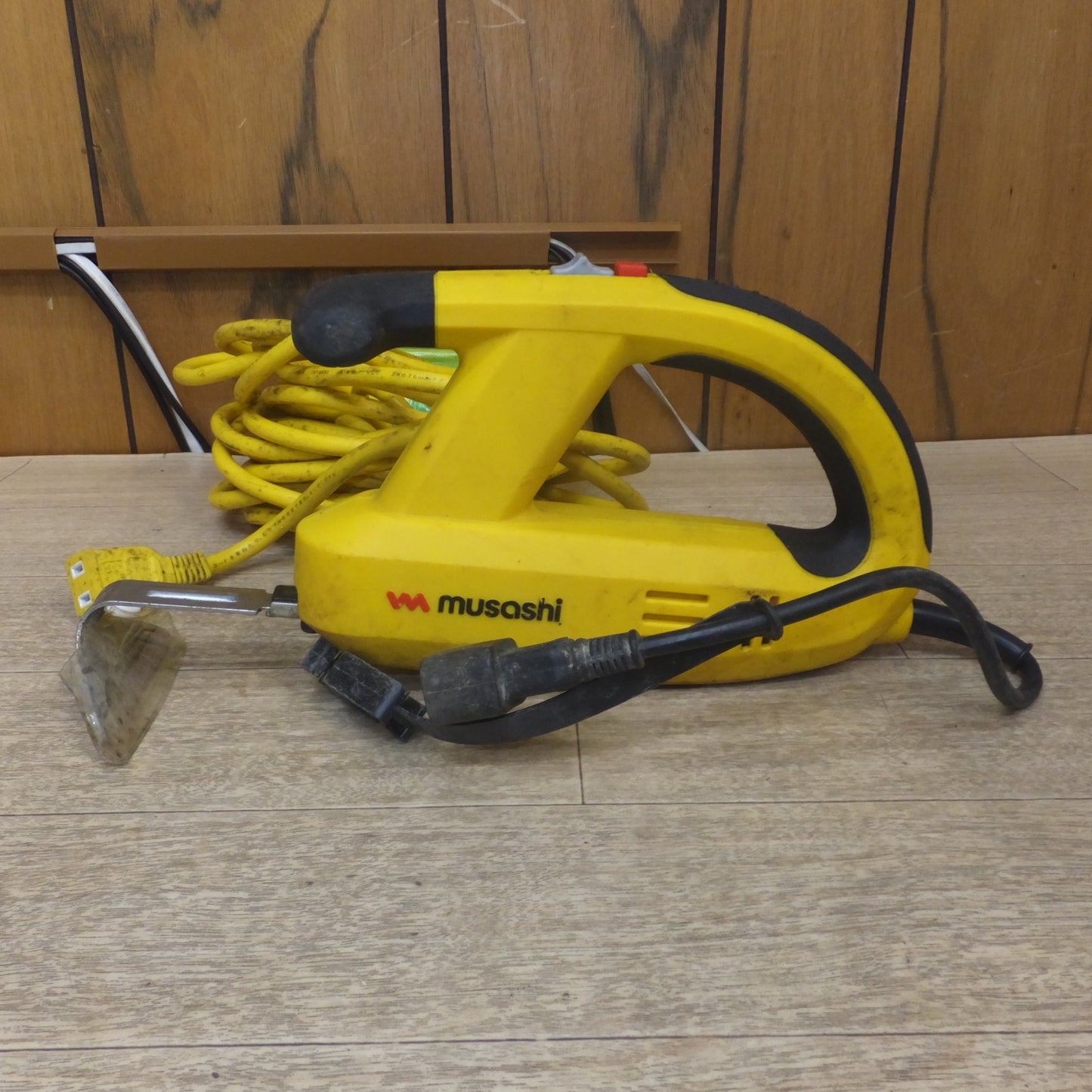 [送料無料] ★ムサシ musashi 除草バイブレーター WE-700　AC100V 50/60Hz 80W★