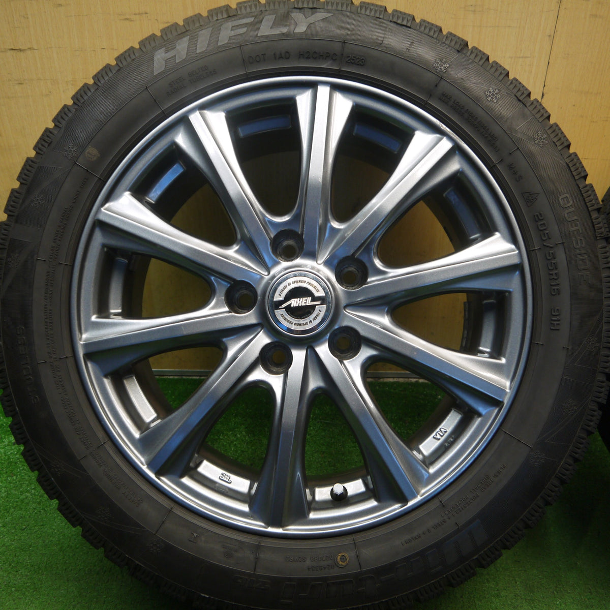 バリ溝！23年！9分◎スタッドレス 205/55R16 ハイフライ Win-turi 216 AXEL アクセル 16インチ PCD114.3/5H◎6091502Hス