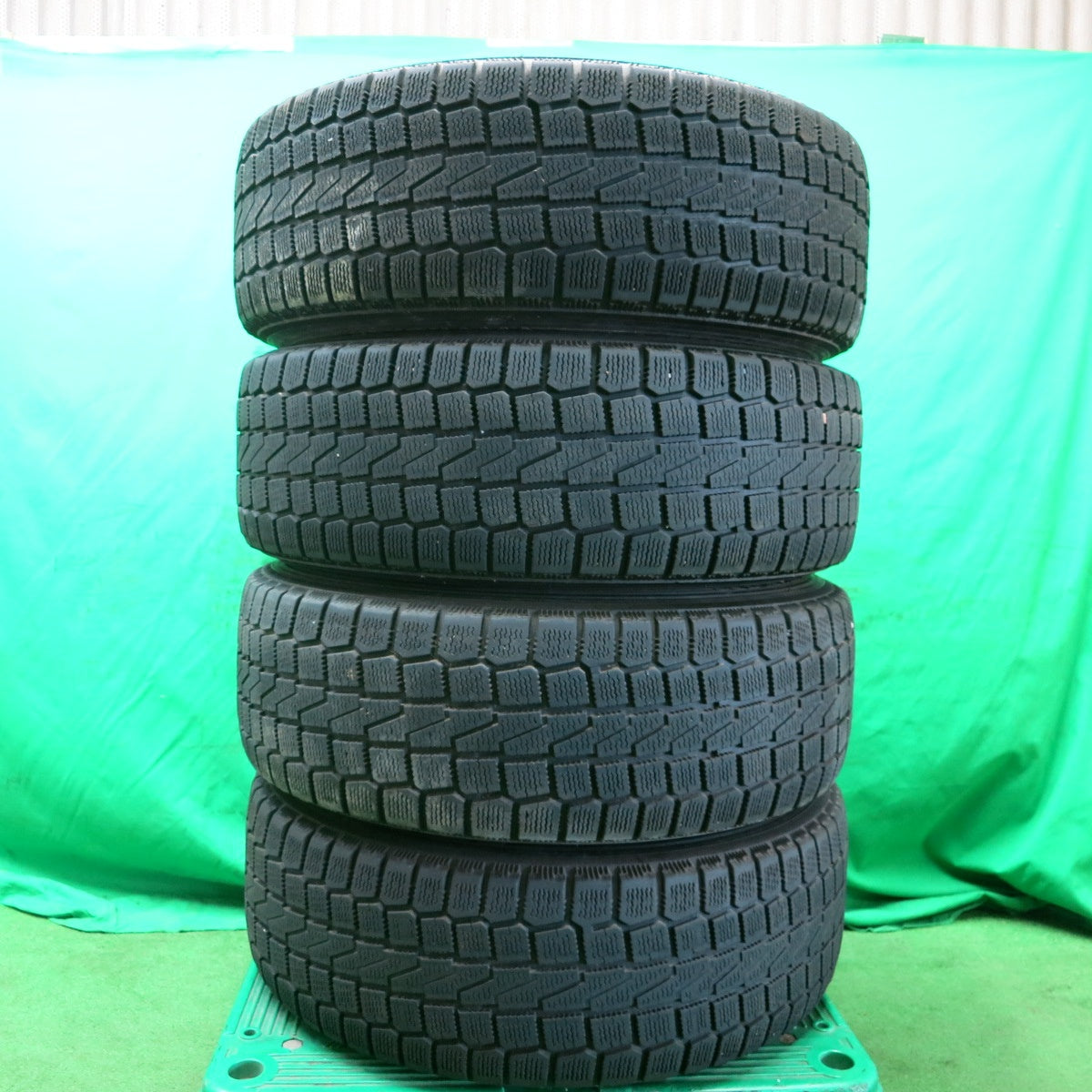 *送料無料* 4本価格★トヨタ 13 クラウン 純正 205/65R15 ヨコハマ GUARDEX K2 F720 15インチ PCD114.3/5H★4052001ナス