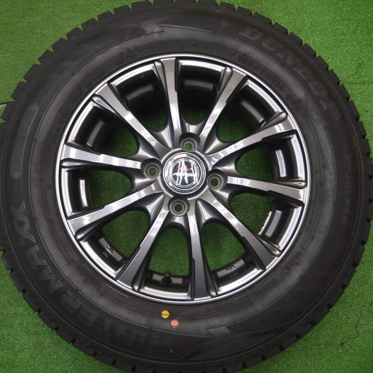 バリ溝！23年！キレイ！9.5分★スタッドレス 185/70R14 ダンロップ ウインターマックス WM02 AIRNOVA SB10 エアノヴァ 14インチ PCD100/4H★4120403Hス