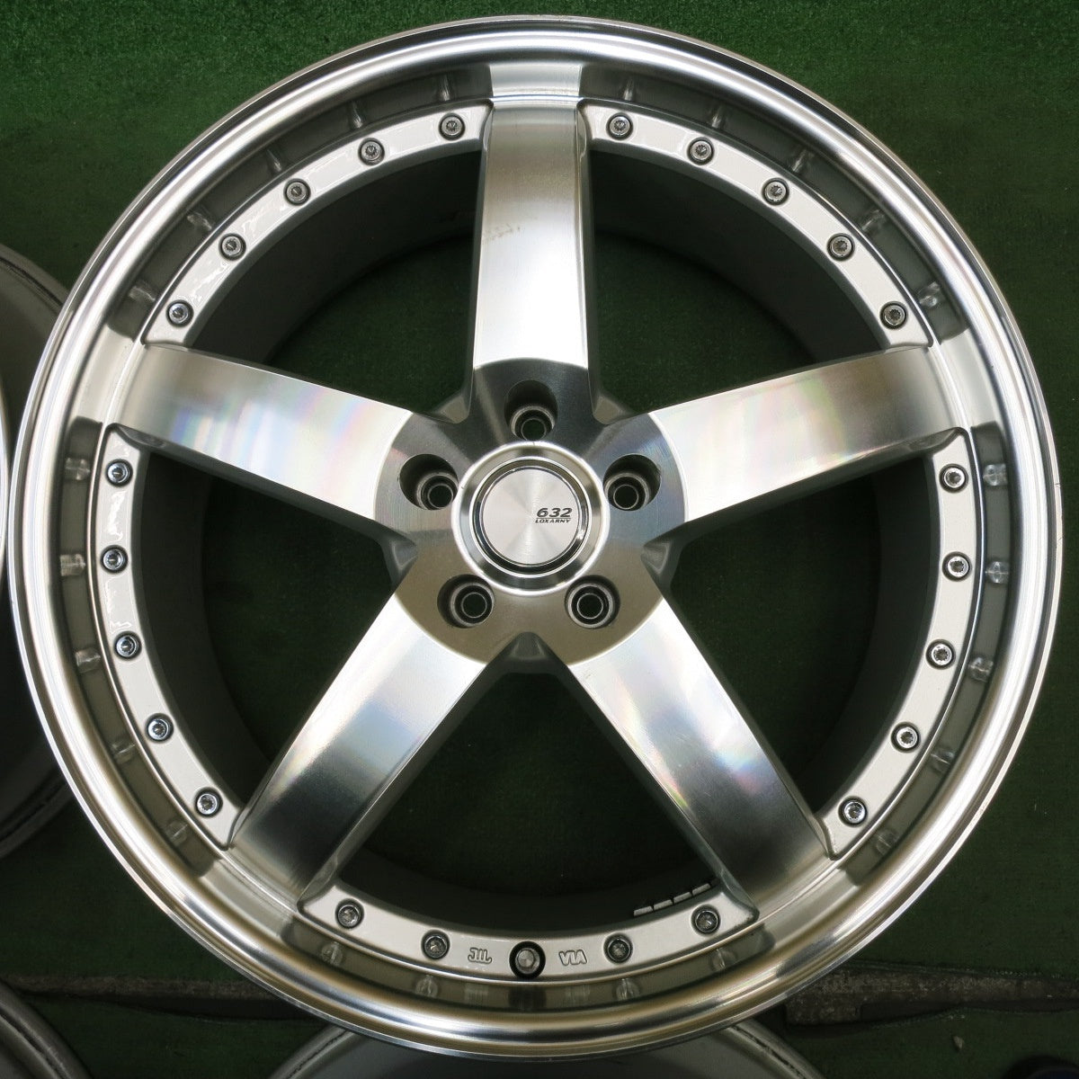 キレイ◎LOXARNY GRASTAR FIVE 20インチ ホイール ロクサーニ グラスター ファイブ 20×8.5J 20×9J PCD114.3/5H◎6080802HAホ