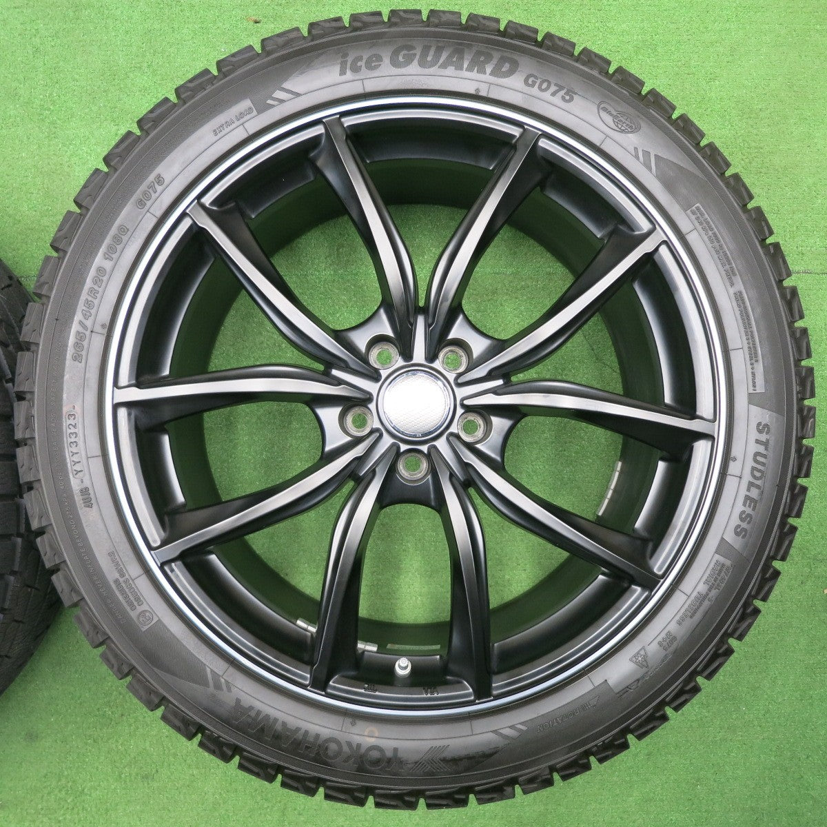 [送料無料] バリ溝！23年！キレイ！9.5分以上★マセラティ レヴァンテ 等 EUROTECH 265/45R20 スタッドレス ヨコハマ アイスガード G075 20インチ ユーロテック PCD114.3/5H★5011802NJス