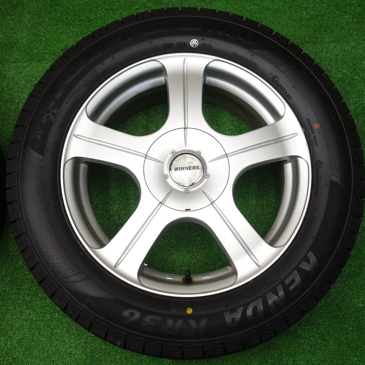 バリ溝！23年！ほぼ10分★スタッドレス 205/60R16 ケンダ KR36 アイステック ネオ WINNERS ウィナーズ 16インチ PCD100 114.3/5H マルチ★5120602KTス