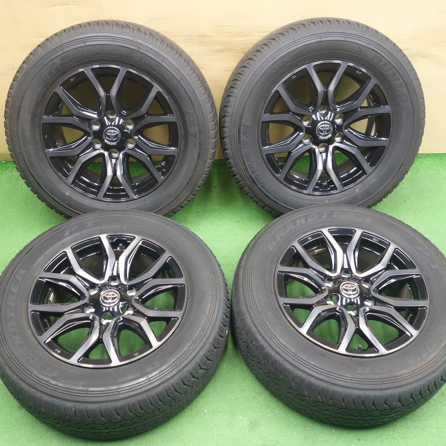 バリ溝！22年！キレイ！9.5分◎トヨタ GUN125 ハイラックス 純正 265/60R18 ダンロップ グラントレック PT AT25 18インチ PCD139.7/6H◎6060501KTノ