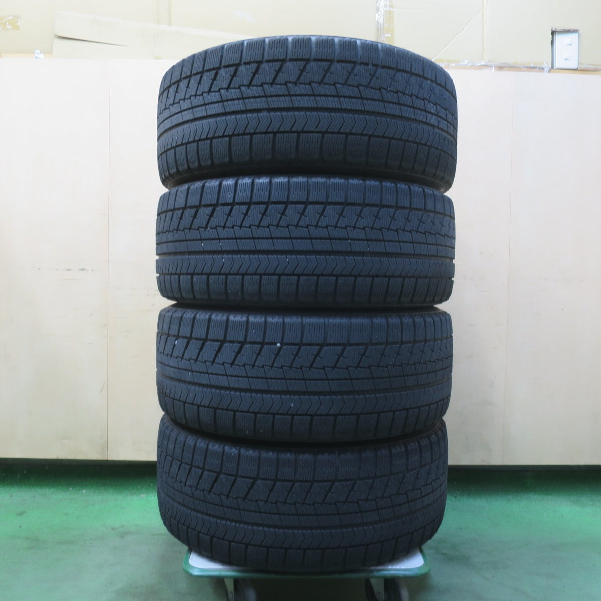 センサー付★ＷedsSport SA-70 225/50R17 スタッドレス ブリヂストン ブリザック VRX ウェッズスポーツ 17インチ PCD114.3/5H★6041106イス