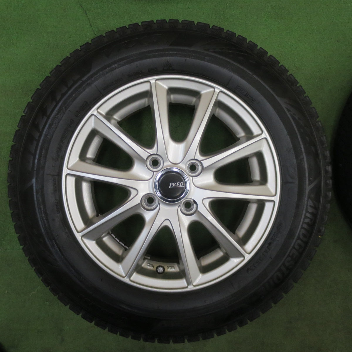 キレイ！23年★スタッドレス 175/70R14 ブリヂストン ブリザック VRX3 PREO プレオ 14インチ PCD100/4H★6021503TTス