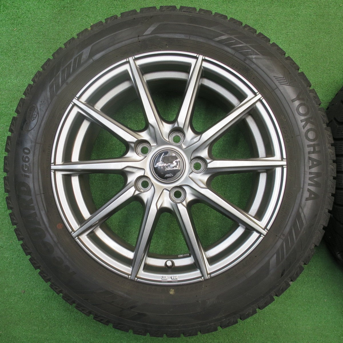 バリ溝！キレイ！9.5分★スタッドレス 205/60R16 ヨコハマ アイスガード iG60 Euro-S Stream MiD 16インチ PCD114.3/5H★5112701NJス