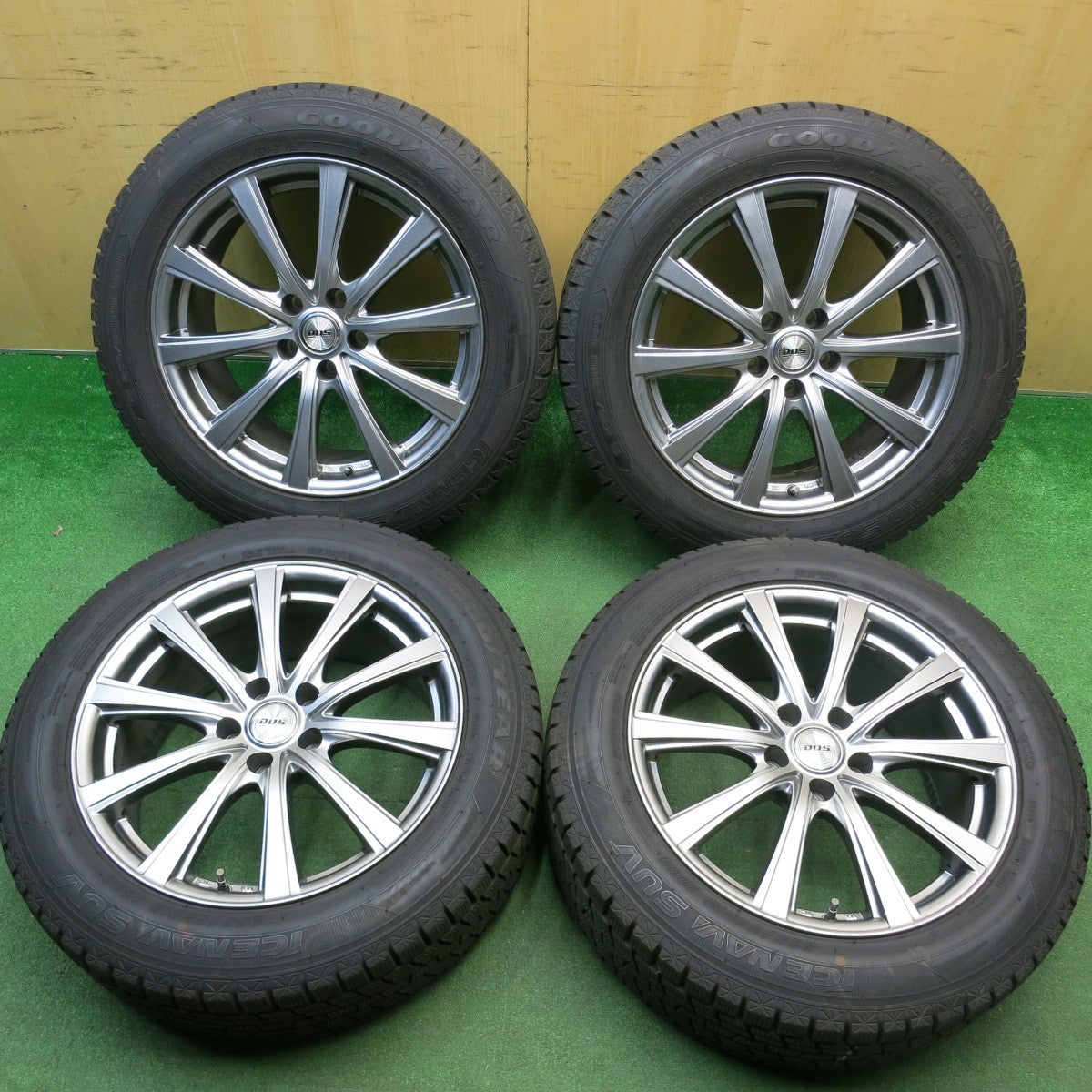 バリ溝！キレイ！9.5分★スタッドレス 235/55R18 グッドイヤー アイスナビ SUV D.O.S. DOS 社外 アルミ 18インチ PCD114.3/5H★6012510HAス