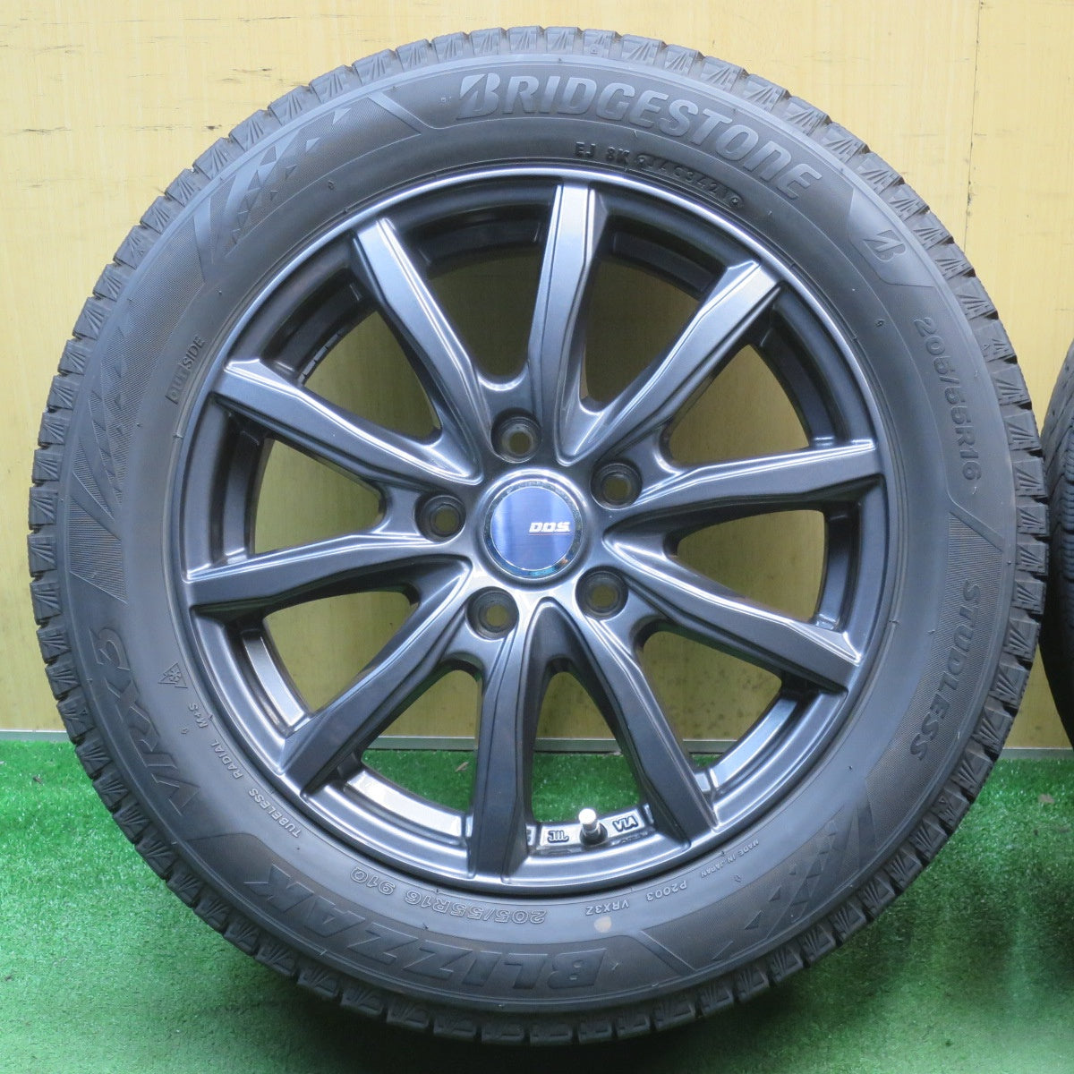 キレイ◎スタッドレス 205/55R16 ブリヂストン ブリッザック VRX3 D.O.S. DOS 16インチ PCD114.3/5H◎6060901NJス