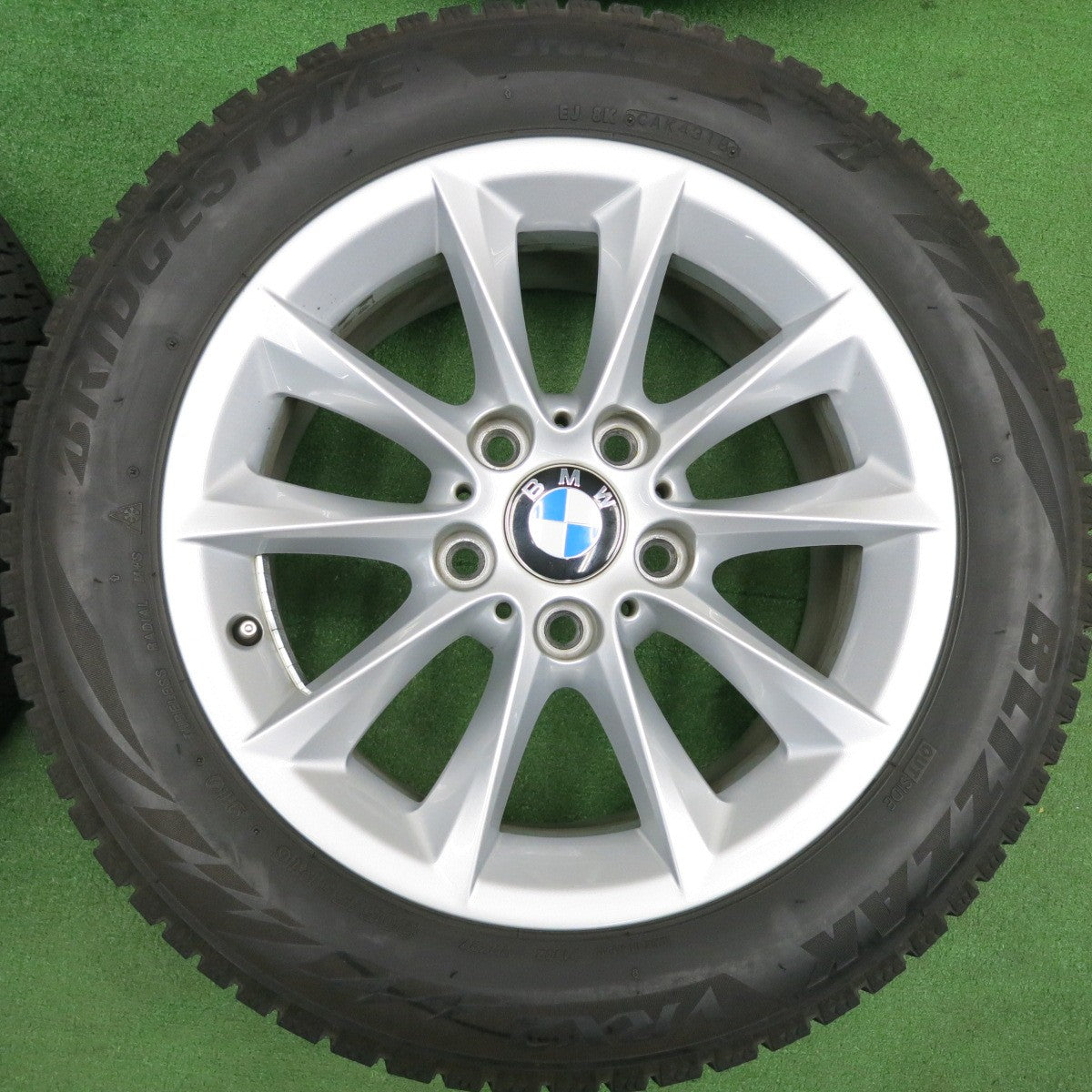 [送料無料] バリ溝！キレイ！9分★BMW 1シリーズ F20 純正 205/55R16 スタッドレス ブリヂストン ブリザック VRX2 16インチ PCD120/5H★4123005HAス