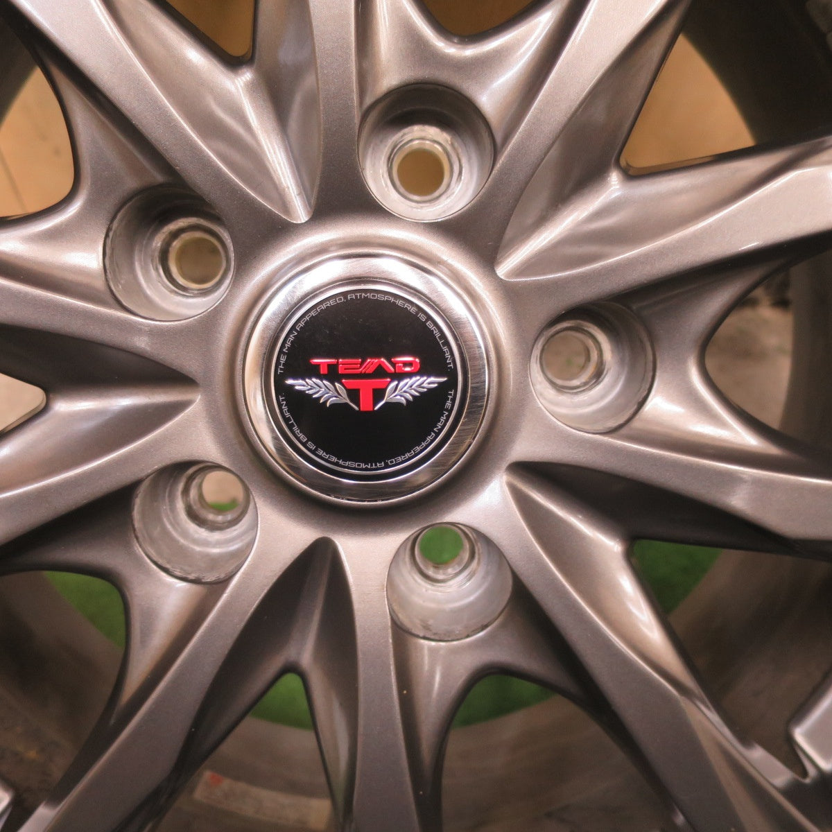 バリ溝！22年！キレイ！9.5分★スタッドレス 205/60R16 ダンロップ ウインターマックス WM02 TEAD テッド 16インチ PCD114.3/5H★6042305TTス