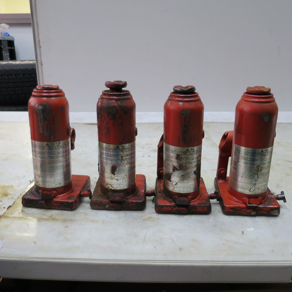 [送料無料] 7点まとめ売り◆マサダ 油圧 ジャッキ NF-5IF 5ton SMO41-A 4ton NF-5I 5ton MHK-10Y 10ton オイル ダルマ だるま ジャッキ 工具 ジャンク品◆