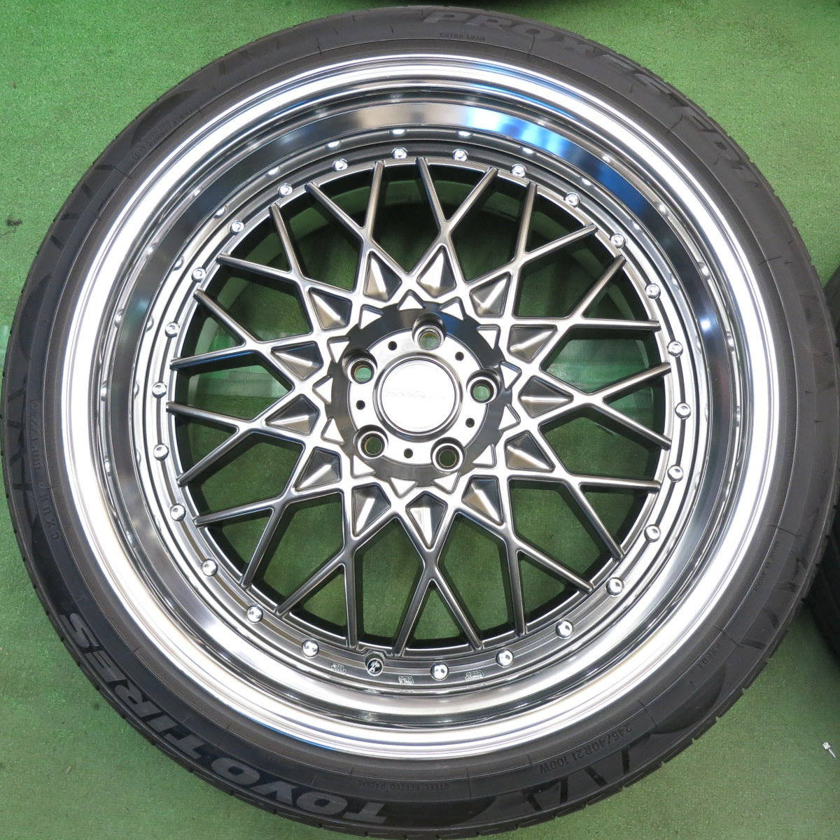 キレイ！24年◎MAVERICK 1613M 245/40R21 トーヨー プロクセス FD1 マーベリック 21インチ PCD114.3/5H◎6100404HAノ