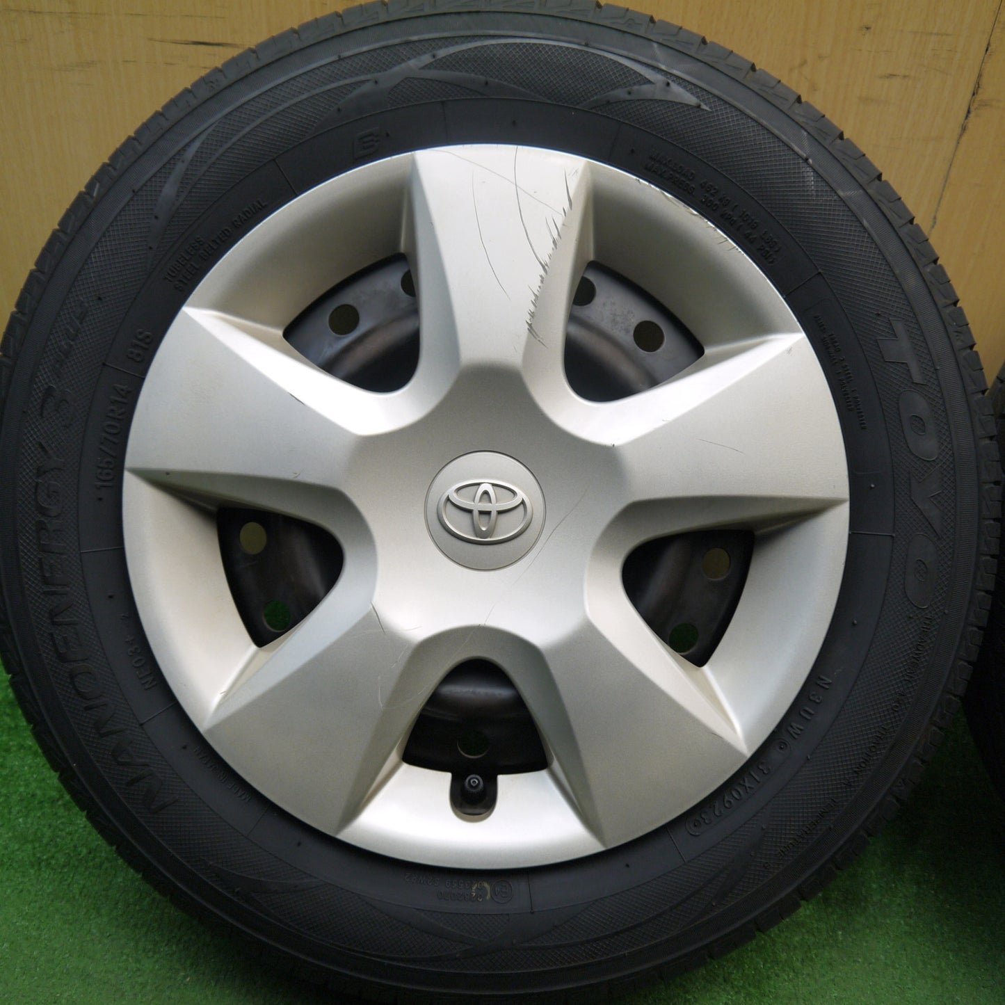 バリ溝！23年！9分★トヨタ パッソ 純正 スチール 165/70R14 トーヨー ナノエナジー3 プラス 14インチ PCD100/4H★5050712Hノ
