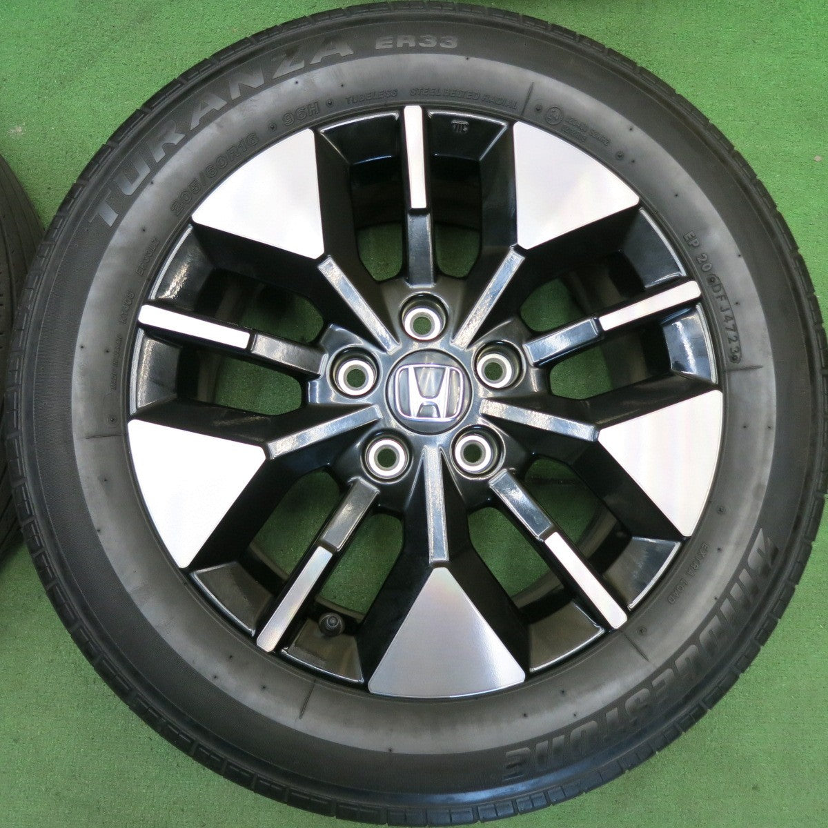 キレイ！23年◎ホンダ RP ステップワゴン スパーダ 純正 205/60R16 ブリヂストン トランザ ER33 16インチ PCD114.3/5H◎6070503HAノ
