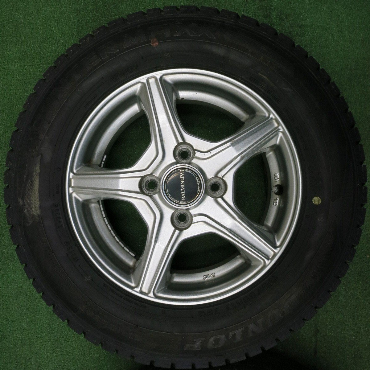 バリ溝！23年！キレイ！9.5分★スタッドレス 155/80R13 ダンロップ ウインターマックス WM02 BALMINUM バルミナ 13インチ PCD100/4H★5010408NJス