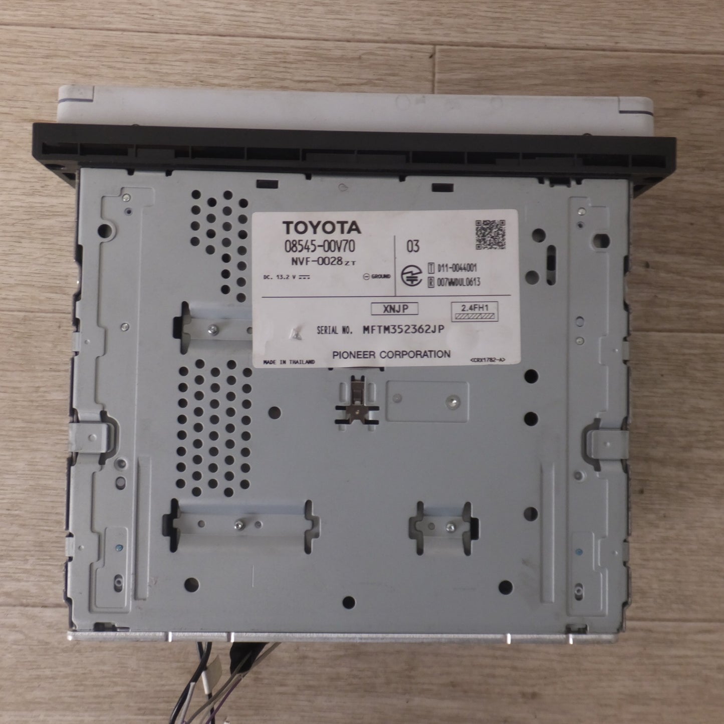 [送料無料] 現状品★パイオニア製 トヨタ 純正 メモリーナビ マルチAVステーション NSCP-W62 08545-00V70　セキュリティロック[37]★