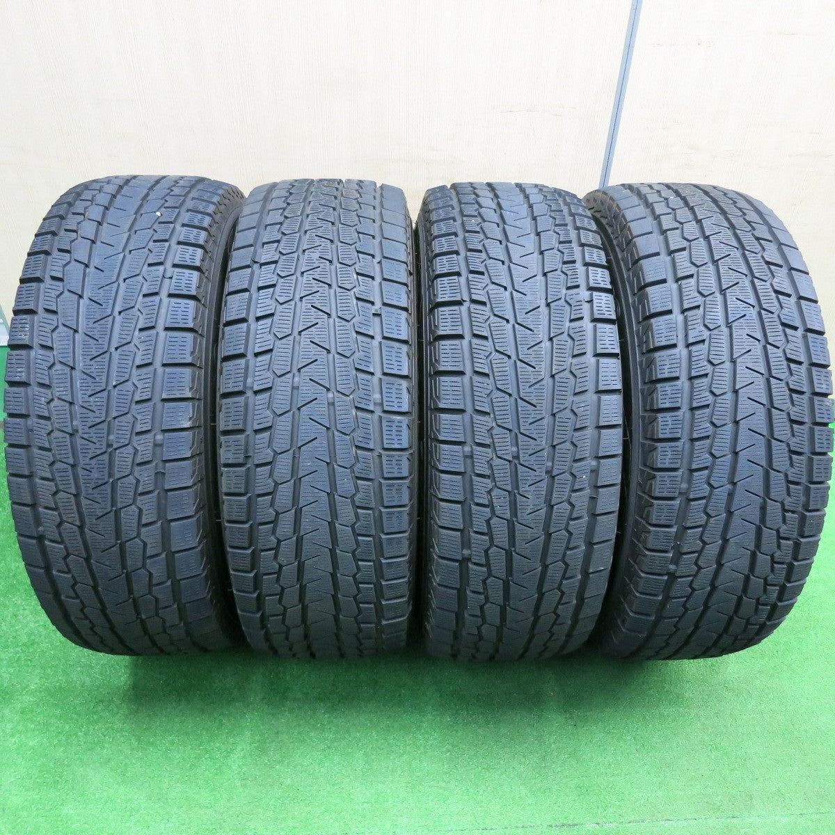 [送料無料] バリ溝！20年！8.5分★スタッドレス 265/70R16 ヨコハマ アイスガード G075 社外 アルミ 16インチ PCD139.7/6H★4120512TNス