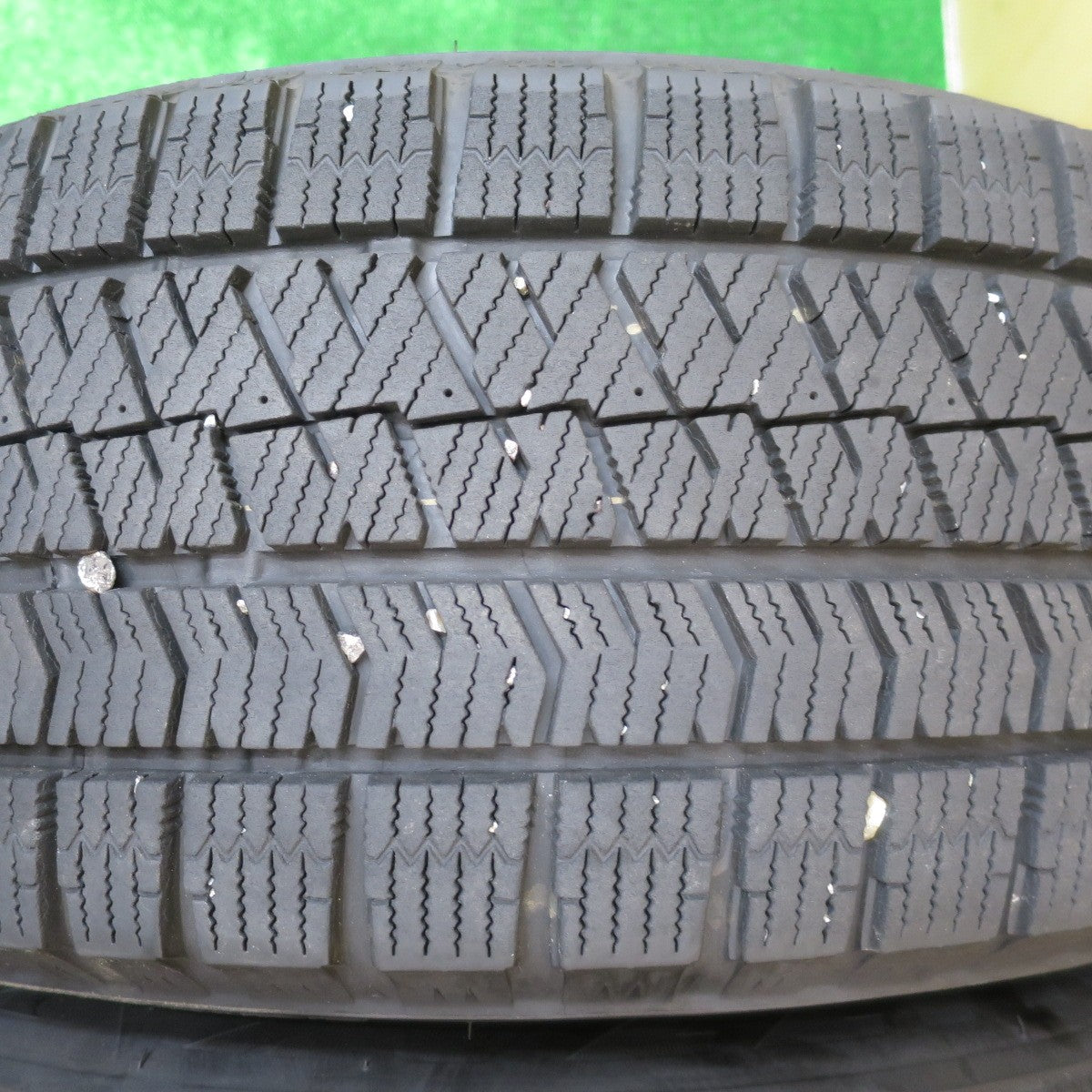 バリ溝！22年！キレイ！9分★スタッドレス 205/60R16 ブリヂストン ブリザック VRX2 BALMINUM バルミナ 16インチ PCD114.3/5H★5100808NJス