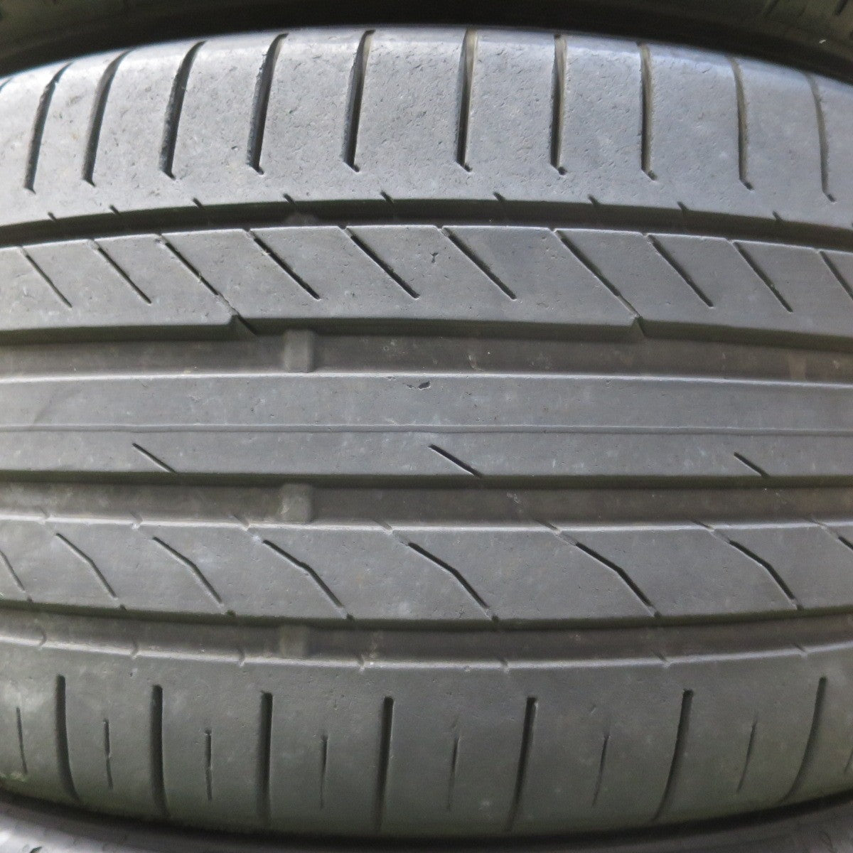4本価格★255/40R20 コンチネンタル コンチスポーツ コンタクト5 SUV タイヤ 20インチ ボルボ C40 アウディ A6 等★5122015イノタ