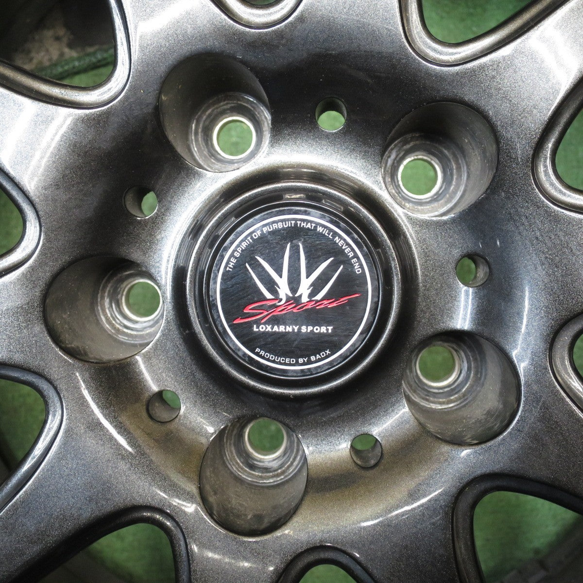 キレイ◎LOXARNY SPORT 215/65R16 スタッドレス ブリヂストン ブリザック VRX3 ロクサーニ スポーツ 16インチ PCD114.3/5H◎6082808NJス