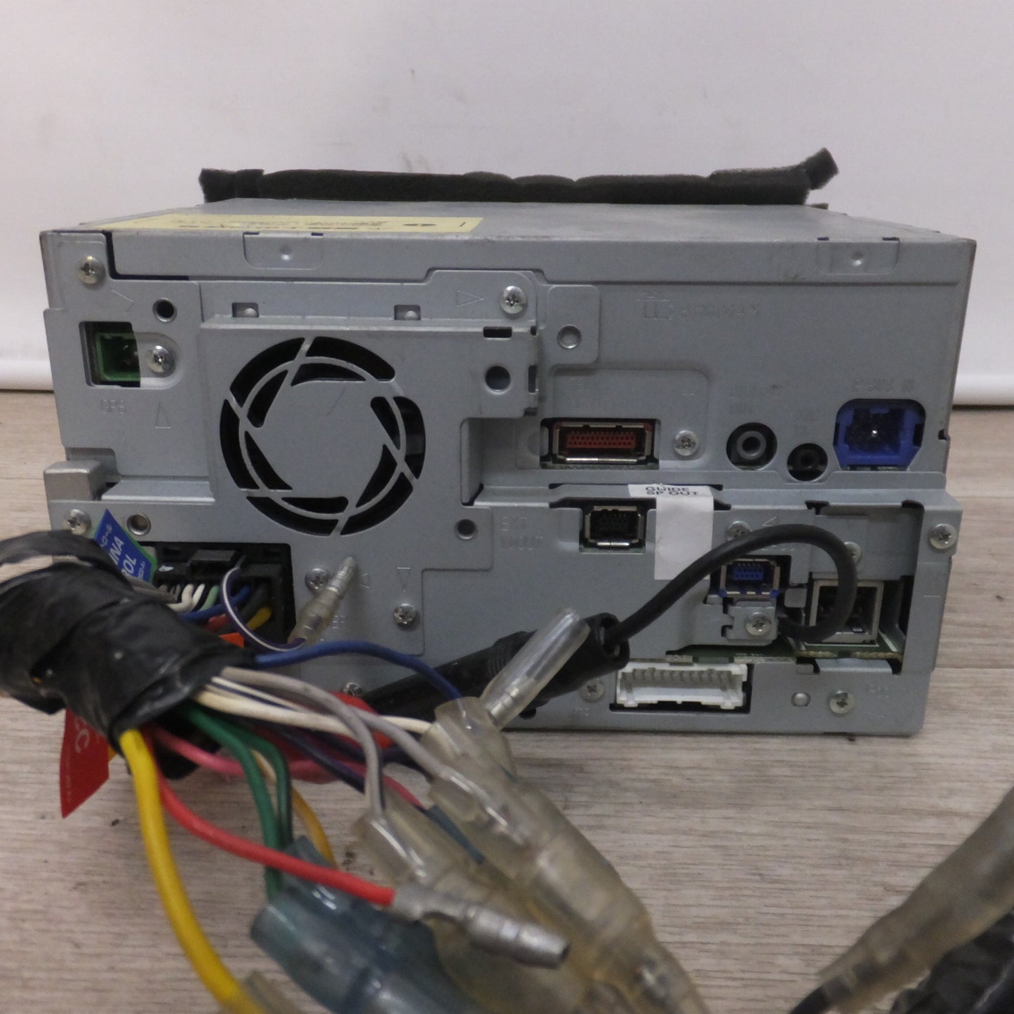 [送料無料] ★カロッツェリア carrozzeria AV一体型HDDナビゲーション 楽ナビ AVIC-HRZ009GII[34]★
