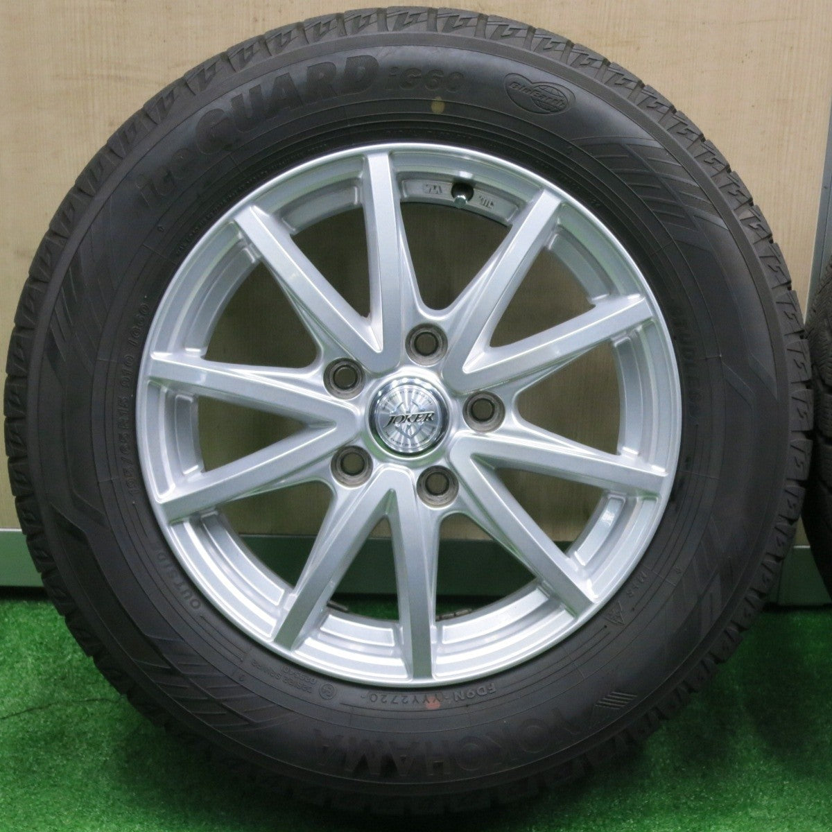 バリ溝！20年！キレイ！8.5分★スタッドレス 195/65R15 ヨコハマ アイスガード iG60 JOKER ジョーカー 15インチ PCD114.3/5H★4111501NJス