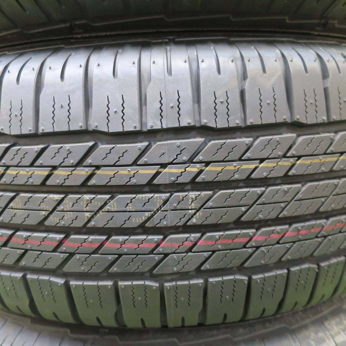 新車外し！26年◎265/70R16 ダンロップ AT23 グラントレック タイヤ 16インチ ランクル 70 プラド ハイラックス サーフ 等◎6090104NGノタ