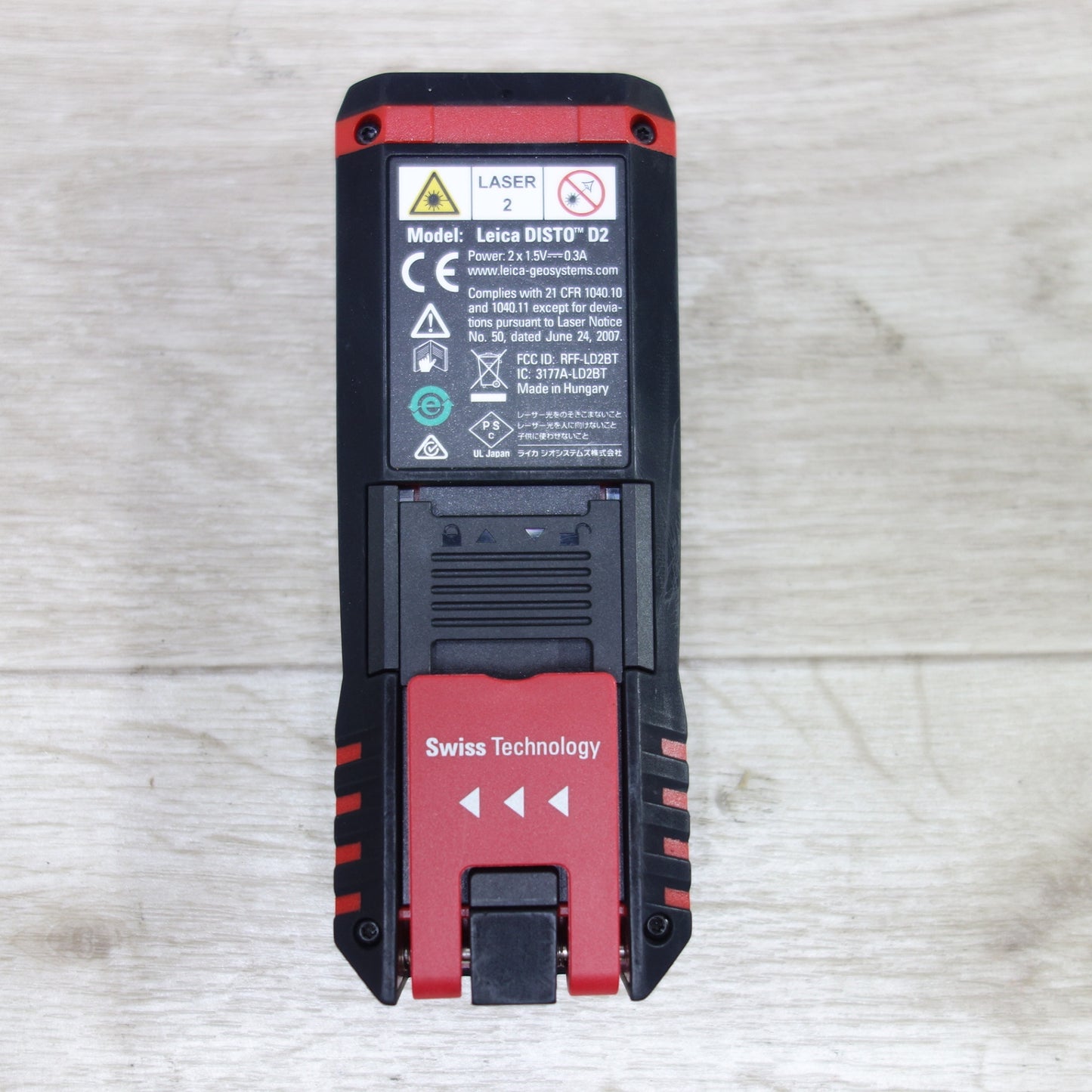 [送料無料] キレイ◆Leica レーザー 距離計 DISTO D2 ライカ ディスト Bluetooth機能搭載 測定器◆