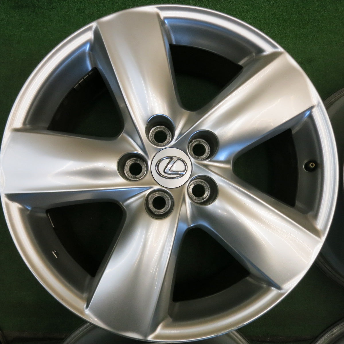 4本価格★レクサス LS 460 バージョンS 純正 ホイール 19インチ 19×8J PCD120/5H★6070902HAホ