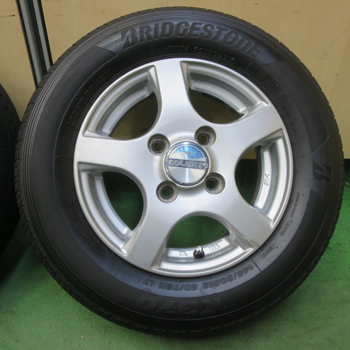 4本価格！22年★145/80R12 80/78N ブリヂストン K370 VIOLENTO ヴィオレント 12インチ PCD100/4H★6060608イノ