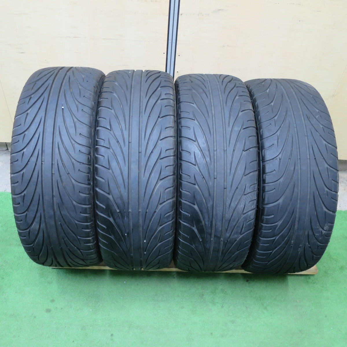 バリ溝！21年！8.5分★86 BRZ 等 S/F STEINER 215/45R17 ケンダ ラジアル カイザー シュタイナー 17インチ PCD100/5H★5060302TTノ