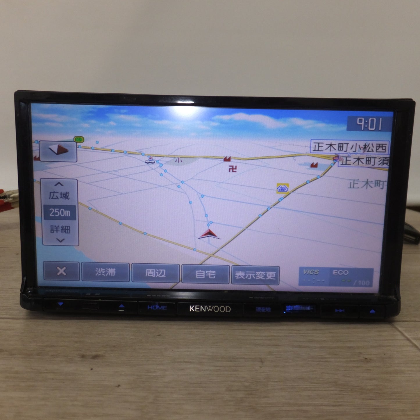 [送料無料] 現状品★ケンウッド KENWOOD メモリーナビゲーション MDV-D303[11]★