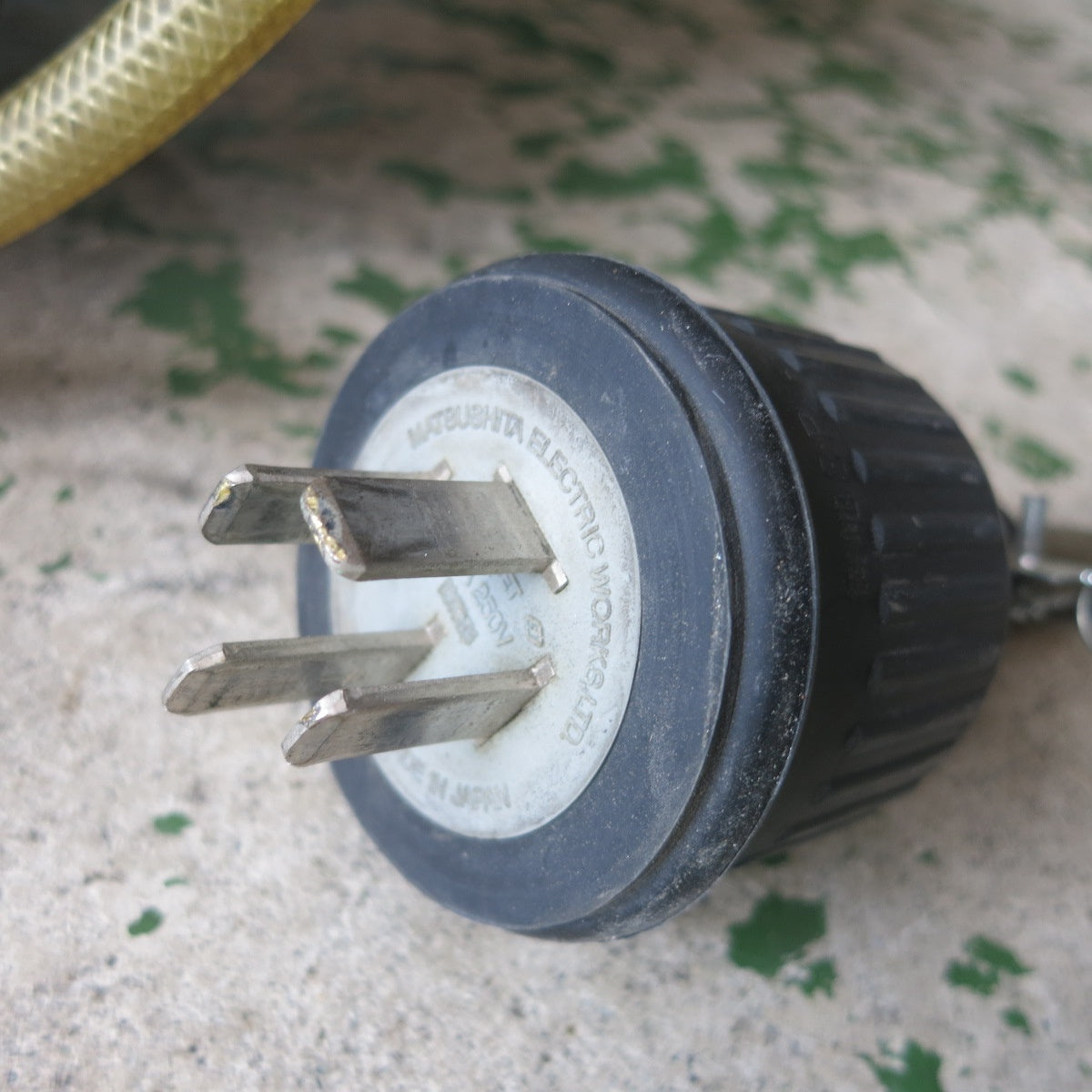 [送料無料] ◆Panasonic インバーター 制御 直流 TIG 溶接機 YC-300BM2 200V パナソニック 松下◆