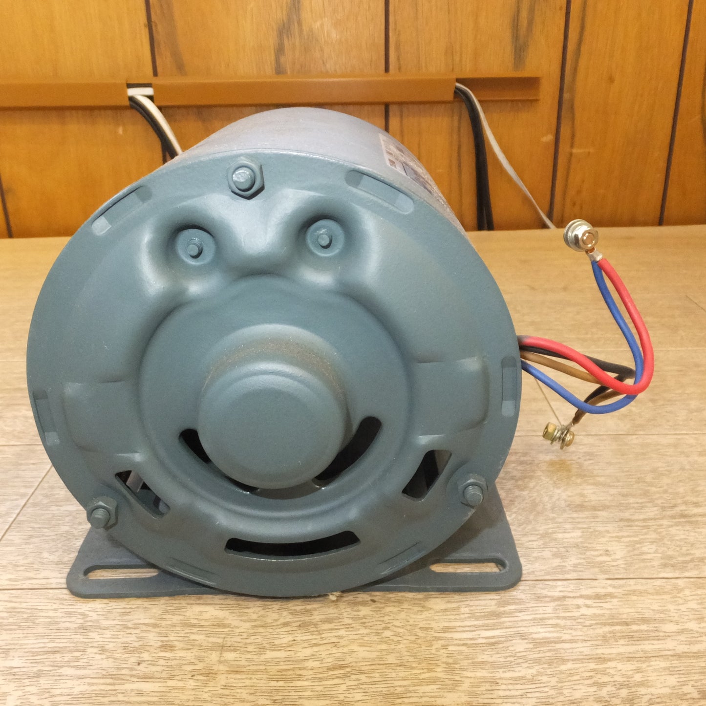 [送料無料] 現状品★北芝電機 TOSHIBA 単相モーター SIK-DBKK8　0.1kW 4POLE 100V 50/60Hz　SPLIT-PHASE-START★