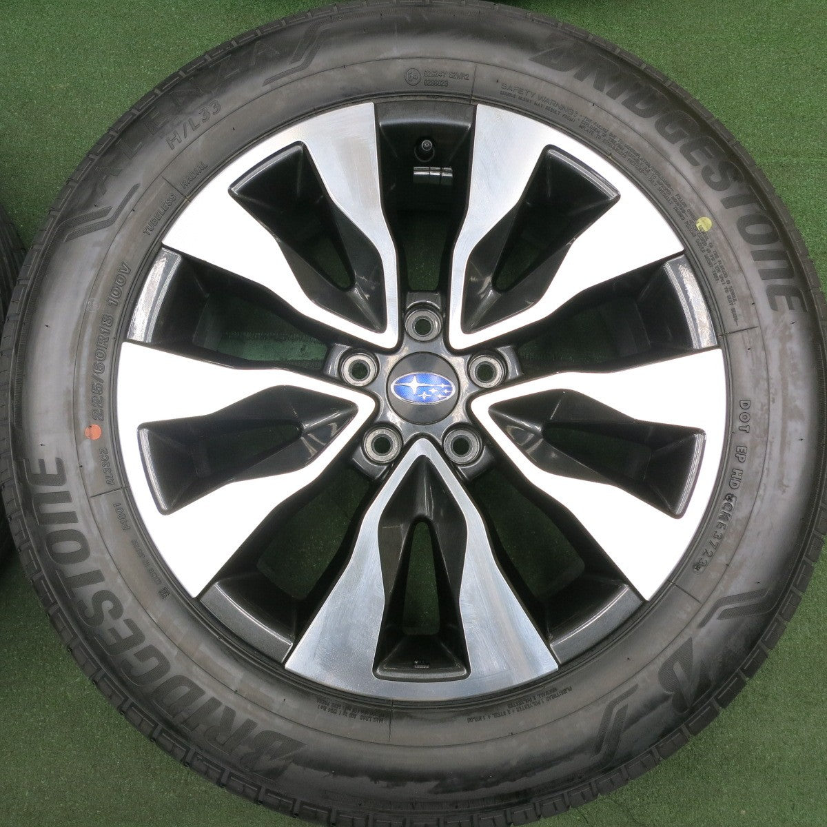 *送料無料* 新車外し！23年★スバル レガシィ アウトバック 純正 225/60R18 ブリヂストン アレンザ H/L33 18インチ PCD114.3/5H★4052603HAノ