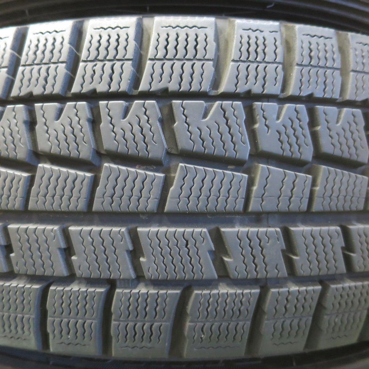 バリ溝！9.5分★ワーゲン ポロ 純正 スチール 185/60R15 スタッドレス ダンロップ ウインターマックス WM01 15インチ PCD100/5H★6052208イス