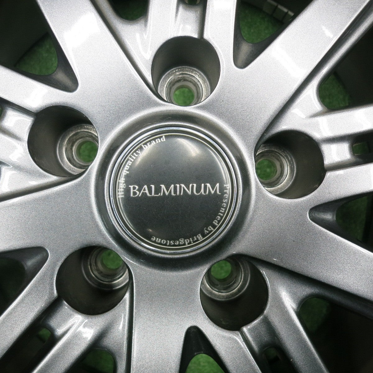 [送料無料] バリ溝！20年！キレイ！9分★スタッドレス 215/60R16 ブリヂストン アイスパートナー2 BALMINUM バルミナ 16インチ PCD114.3/5H★4111103NJス