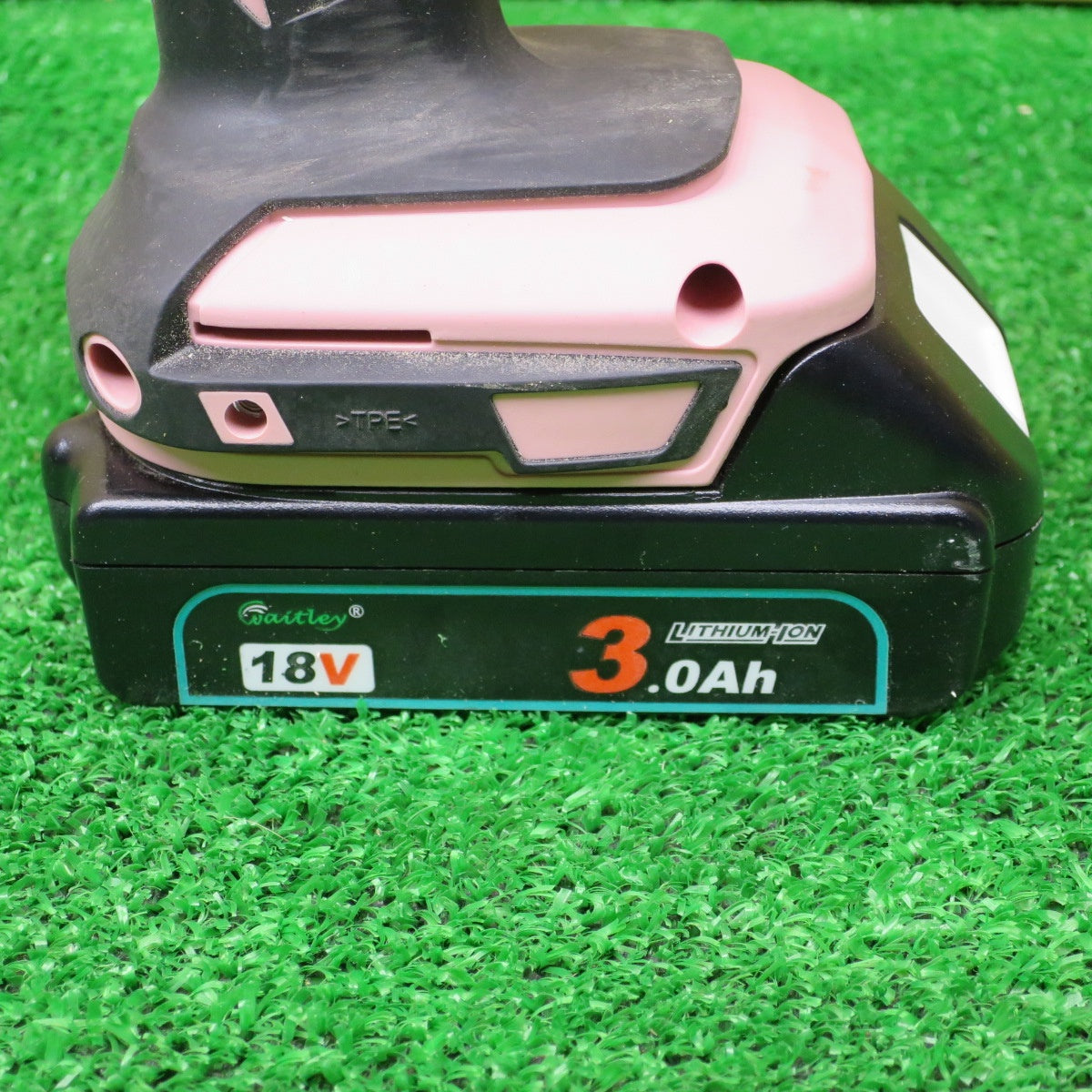 [送料無料] ◆マキタ 充電式 インパクト ドライバ TD149D 電動 工具 18V DIY コードレス Makita◆