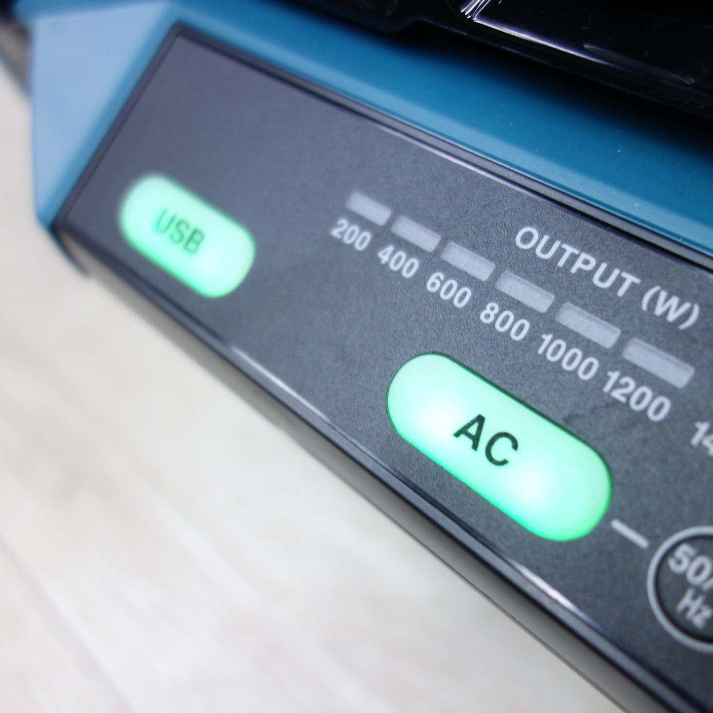 [送料無料] キレイ！付属品付◆マキタ ポータブル電源 ユニット PDC1200 DCACインバータ BAC01 バッテリー 電動 工具 防災 キャンプ 野外 Makita◆