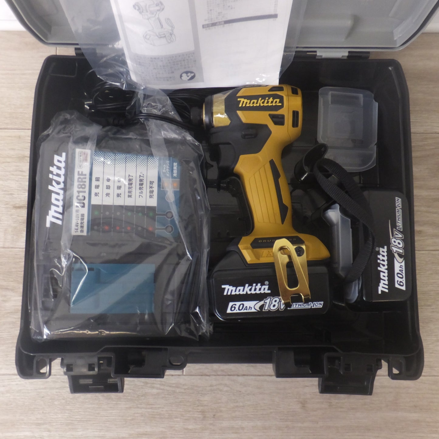 [送料無料] 未使用★マキタ makita 充電式インパクトドライバ TD173DGXPY 18V プレミアムイエロー LXT20周年記念カラー★