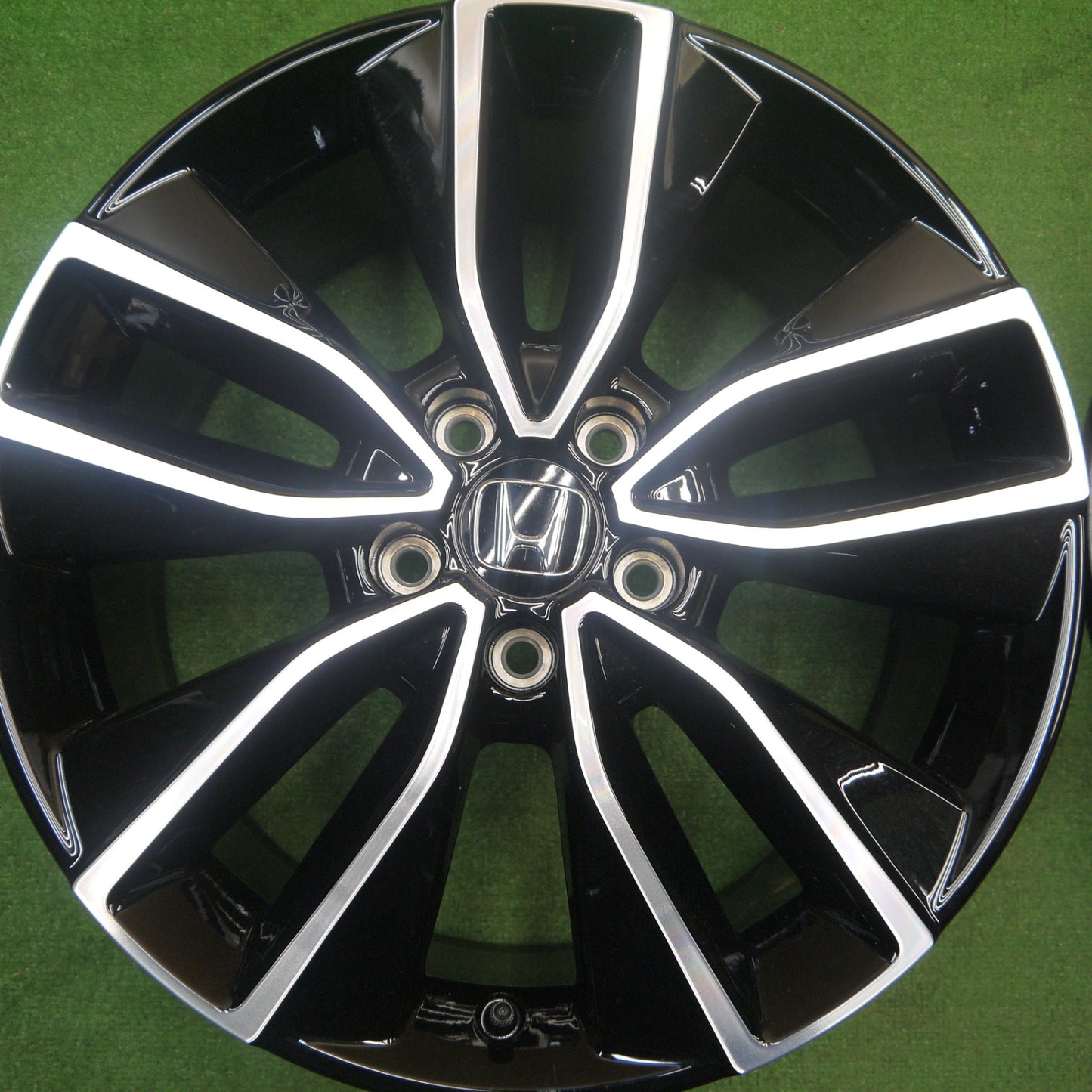 新車外し★ホンダ RV ヴェゼル Z e:HEV 純正 ホイール 18インチ 18×7.5J HONDA PCD114.3/5H★5122608Hホ