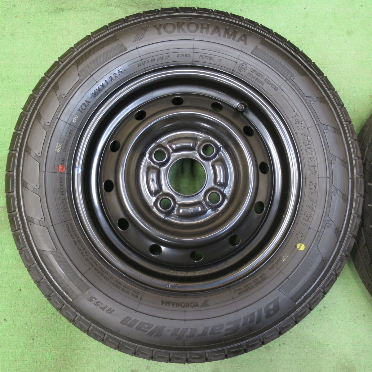 新車外し！25年★スズキ エブリイ バン 純正 スチール 145/80R12 80/78N ヨコハマ BluEarth-Van RY55 RY55D 12インチ PCD100/4H★5071104イノ