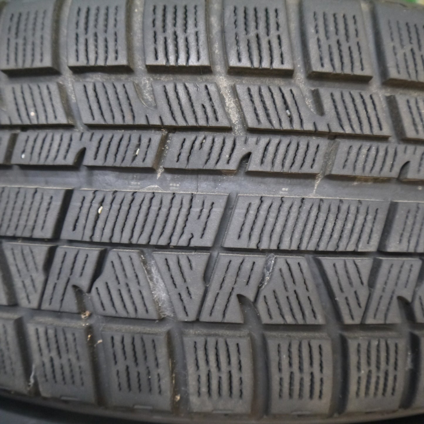 バリ溝！キレイ！9.5分★スタッドレス 215/60R17 ヨコハマ アイスガード iG50 プラス SCHNEIDER MiD シュナイダー 17インチ PCD114.3/5H★5122201Hス